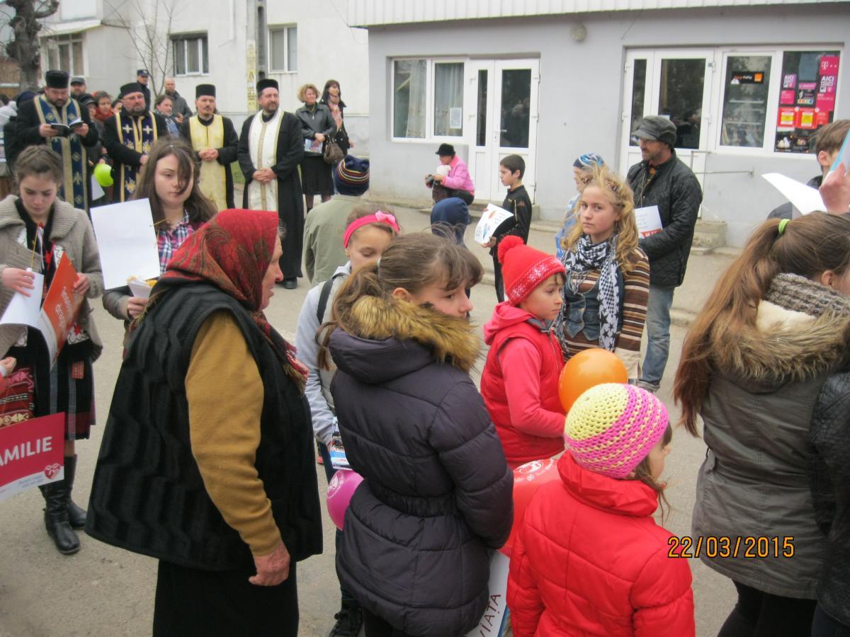 Enoriași ai Parohiei Cuvioasa Parascheva Putureni, susținători ai vieții