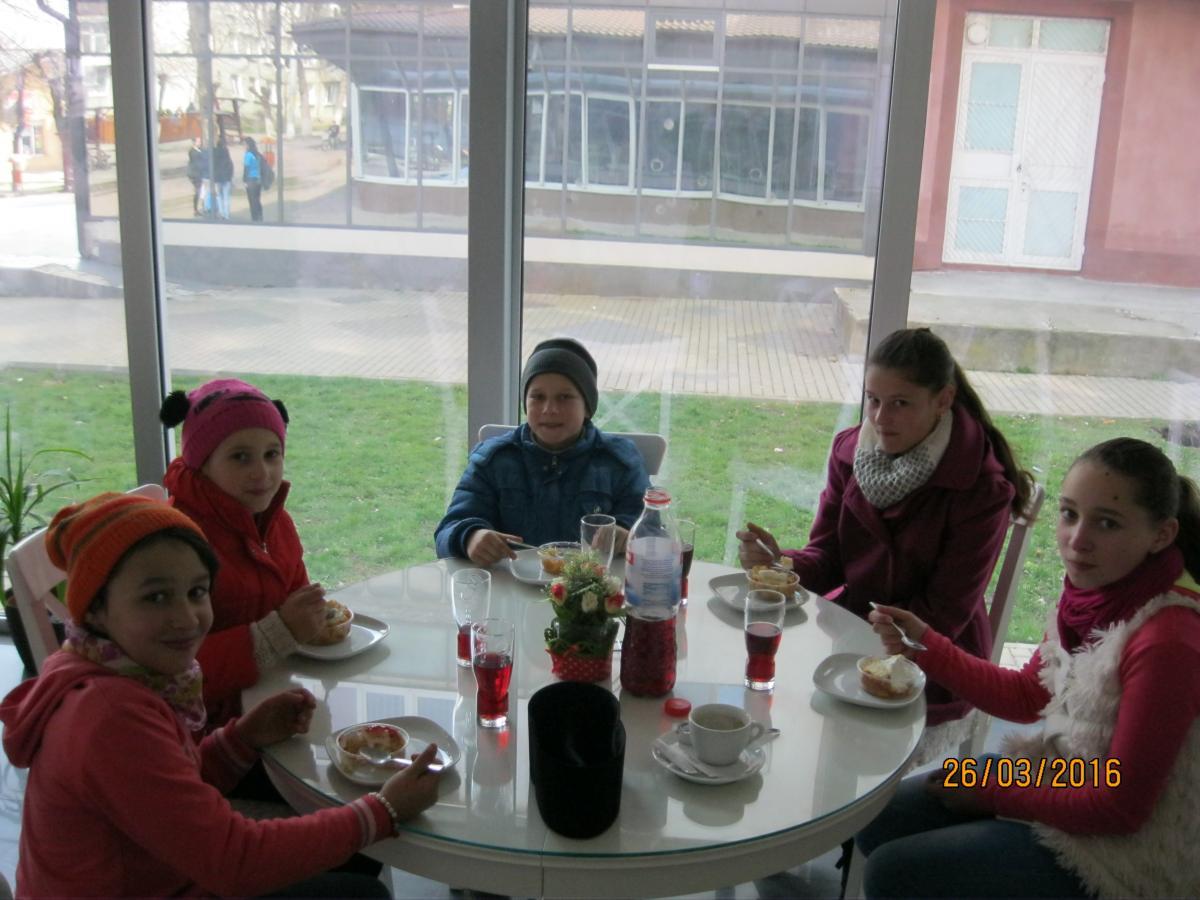 Sa ne indulcim nitel